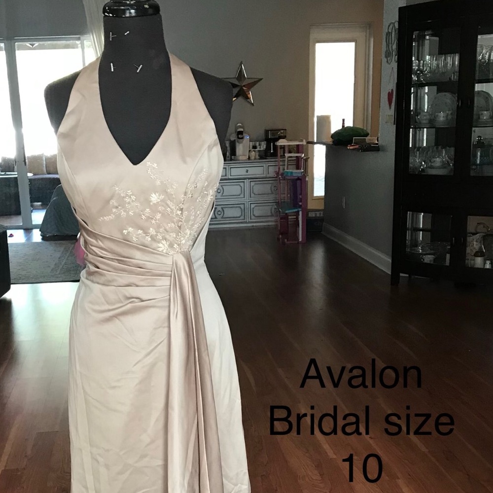 Taupe Avalon Bridal size 10 halter dress